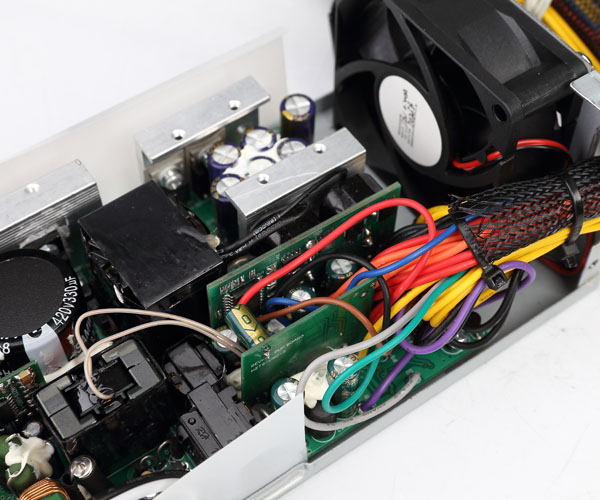 电源 2U 600W